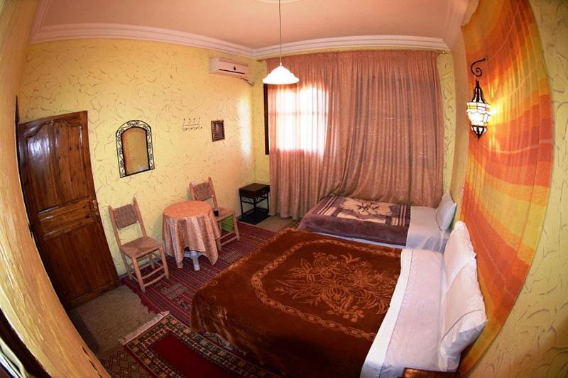 Auberge Et Hotel Les Amis Tafraout Dış mekan fotoğraf