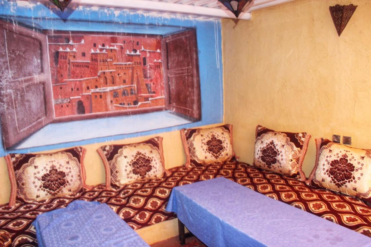 Auberge Et Hotel Les Amis Tafraout Dış mekan fotoğraf